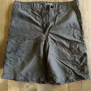 Wrangler Mens Khaki Gray Outdoor Hiking Nylon Cargo Long Shorts. Men’s size 34.